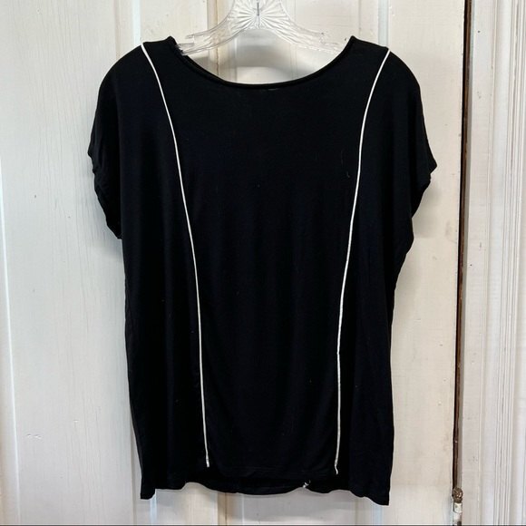 Buckle Black women's xs dressy t shirt top blouse black white back gold zipper - Picture 1 of 3